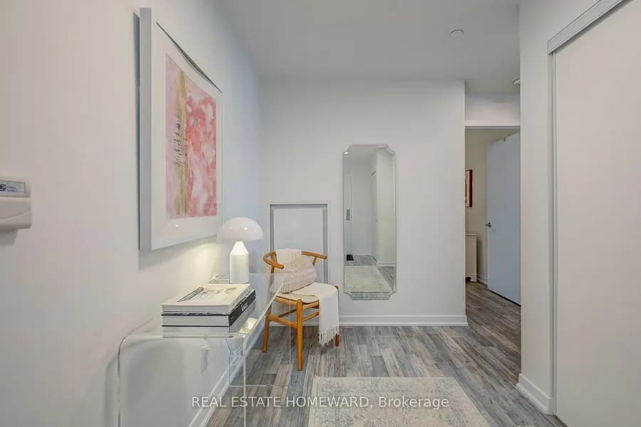 150 East Liberty St #506 — photo 3