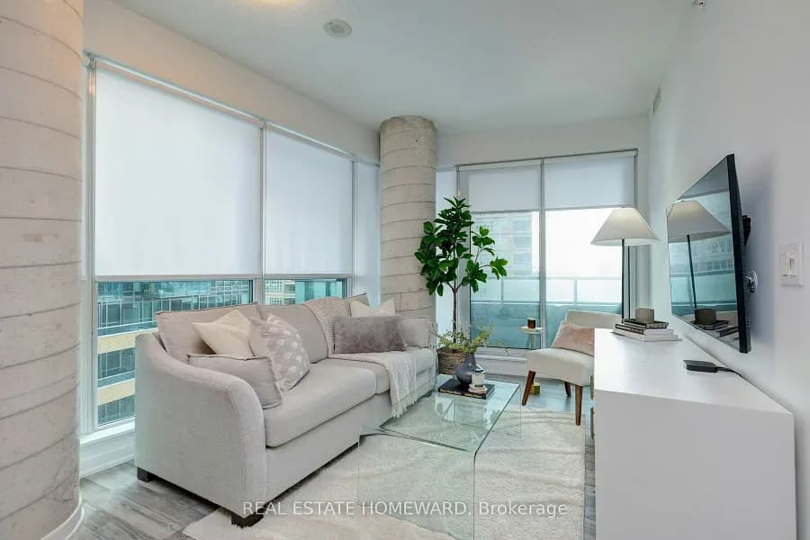 150 East Liberty St #506 — photo 4