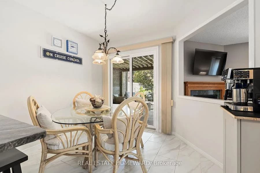 3332 Forrestdale Circ — photo 9