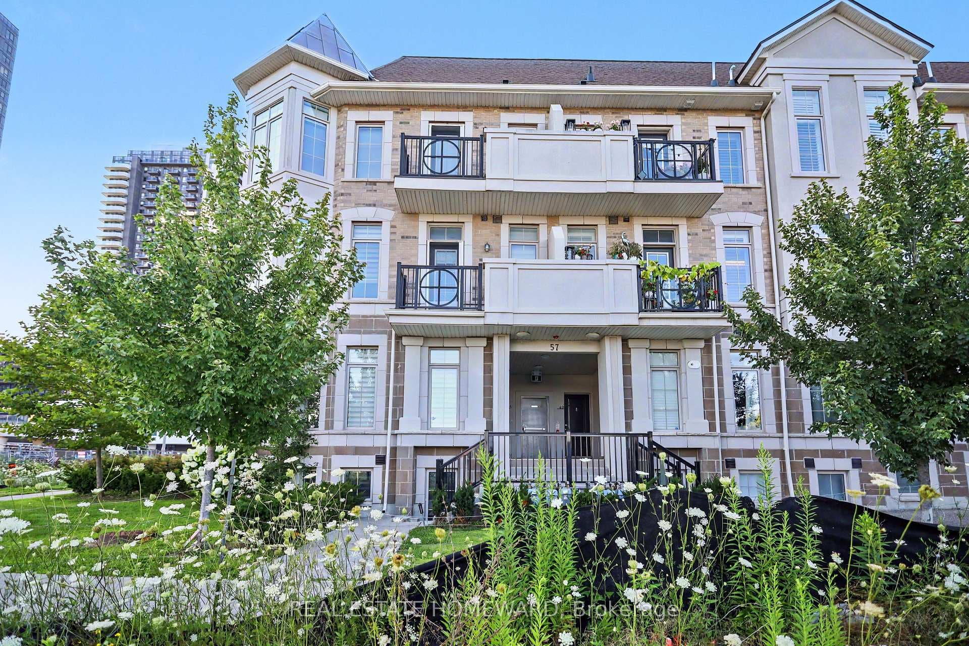 57 Armdale Road 54 — Condo Townhouse in Hurontario, Mississauga