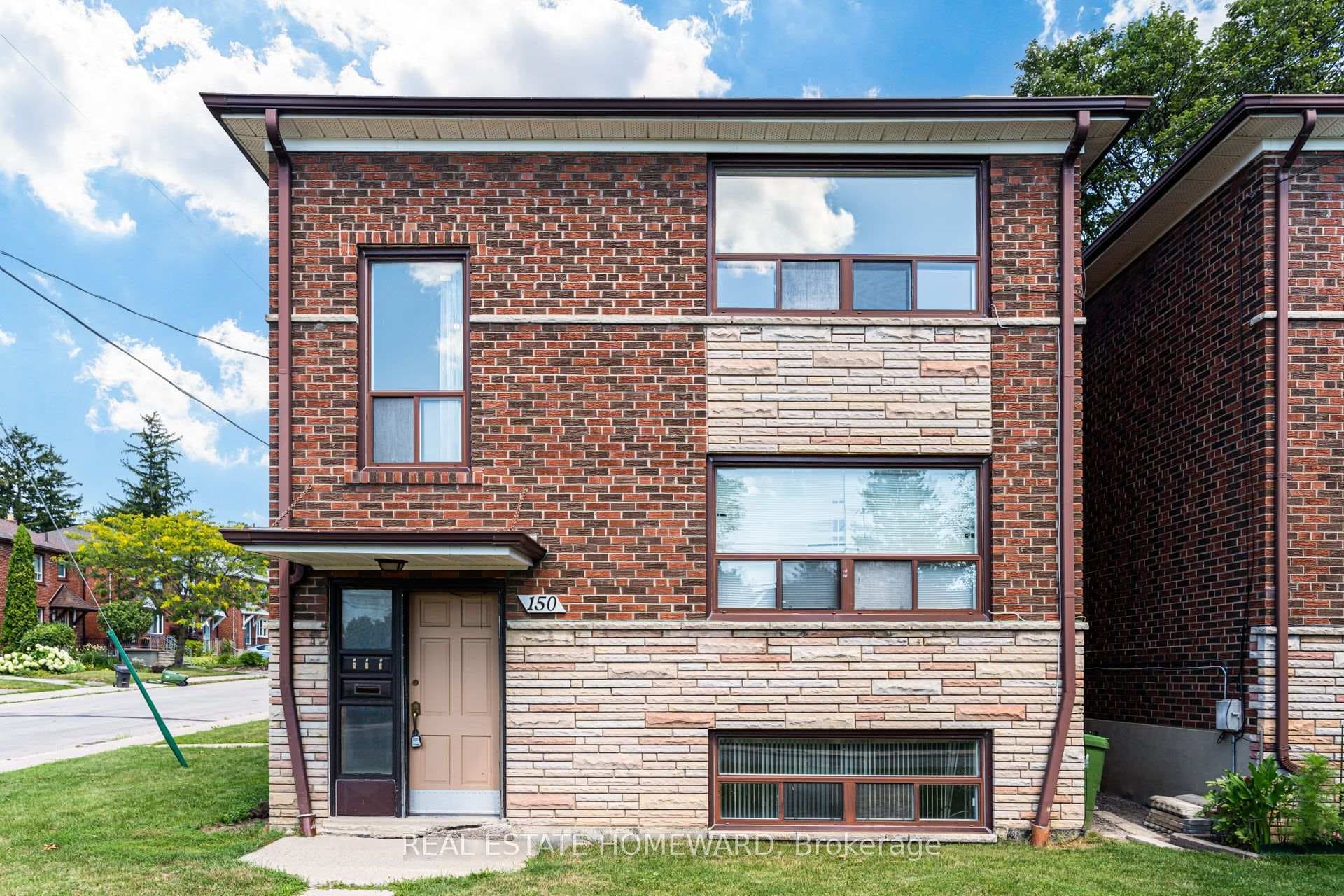 150 Park Street — Triplex in Birchcliffe-Cliffside, Toronto