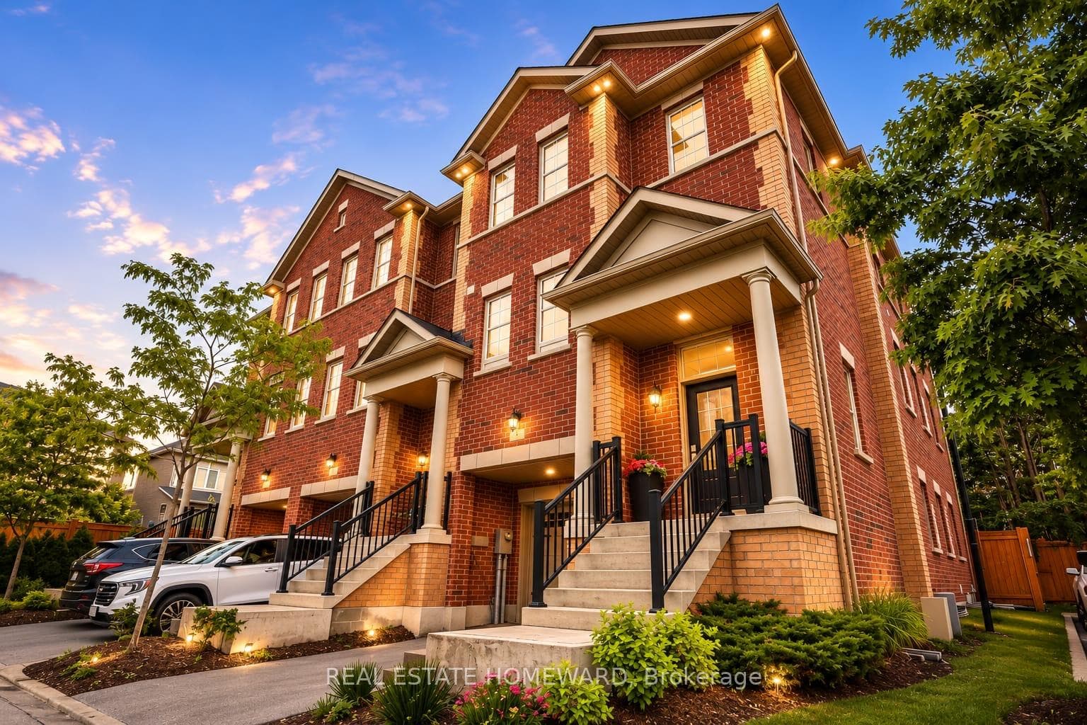 1 Saint Julien Court — Semi-Detached for sale in Maple, Vaughan