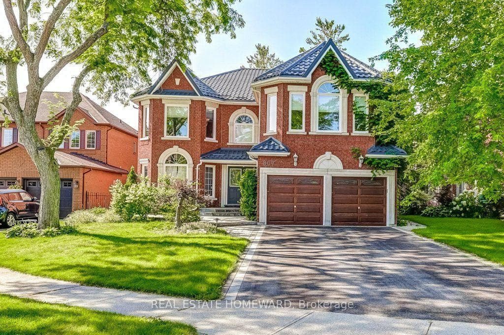 807 Primrose Court — Detached in Liverpool, Pickering