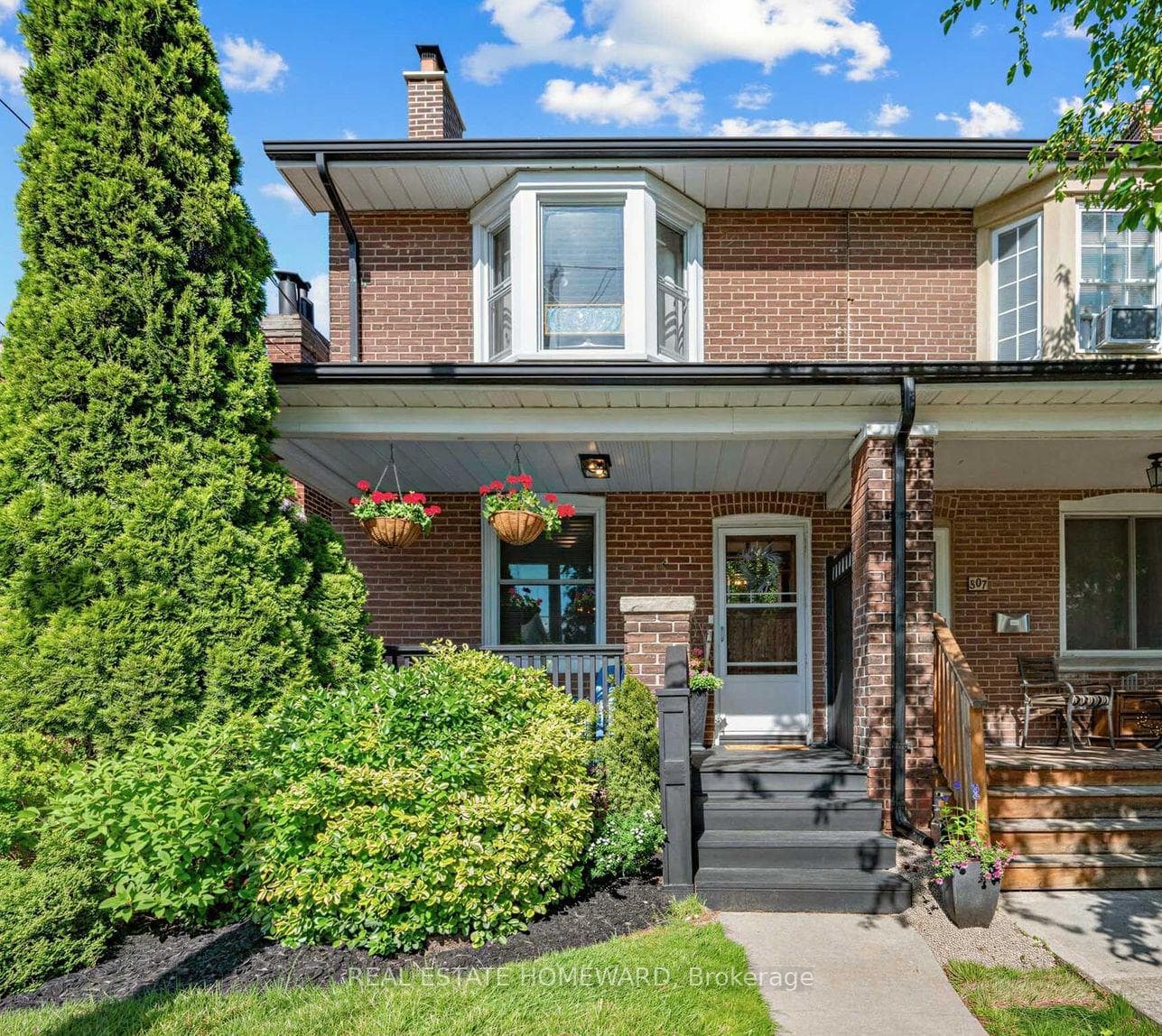 309 Chisholm Avenue — Semi-Detached for sale in Woodbine-Lumsden, Toronto