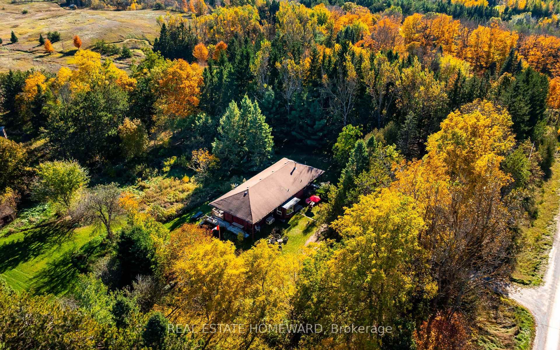 595343 Blindline Road — Detached in Rural Mono, Mono