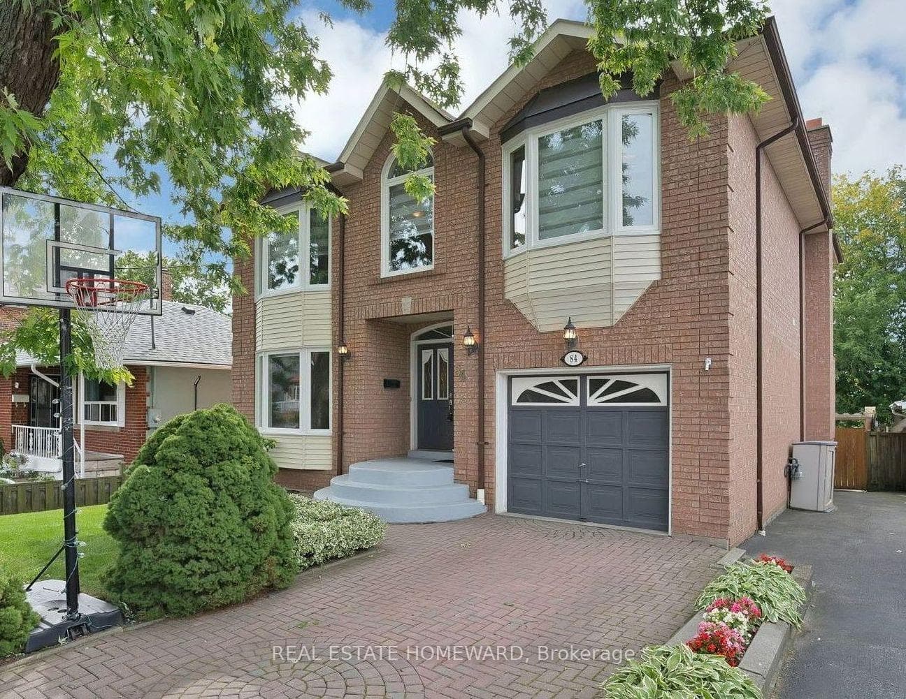 84 Maybourne Avenue — Detached in Clairlea-Birchmount, Toronto
