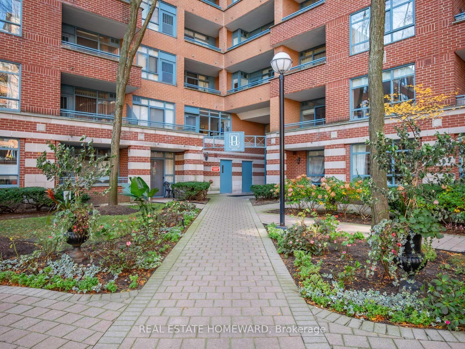 1093 Kingston Road 410 — Condo Apartment in Birchcliffe-Cliffside, Toronto