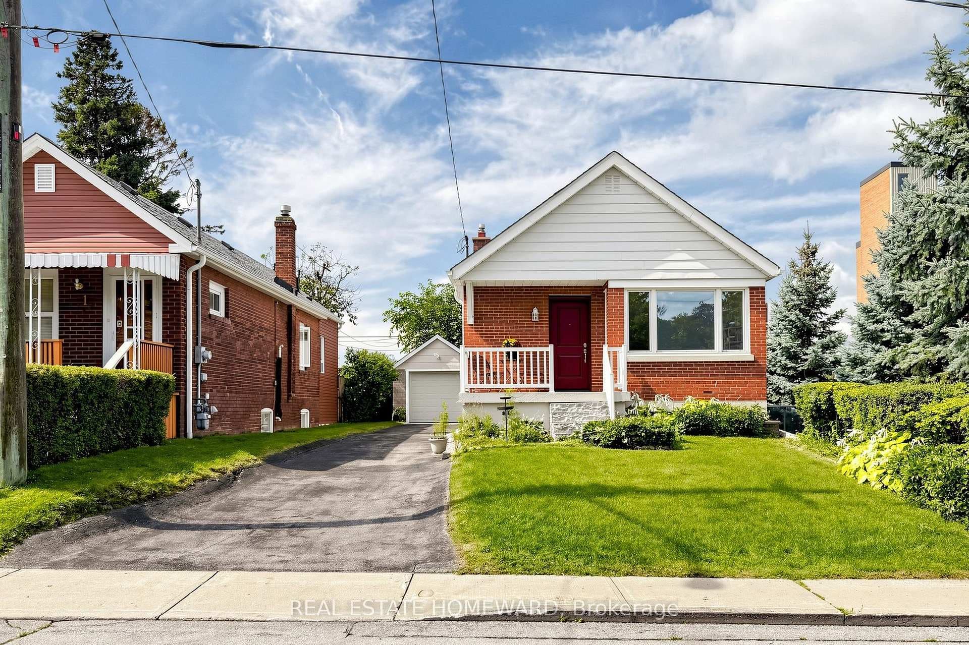 120 Pitt Avenue — Detached in Clairlea-Birchmount, Toronto