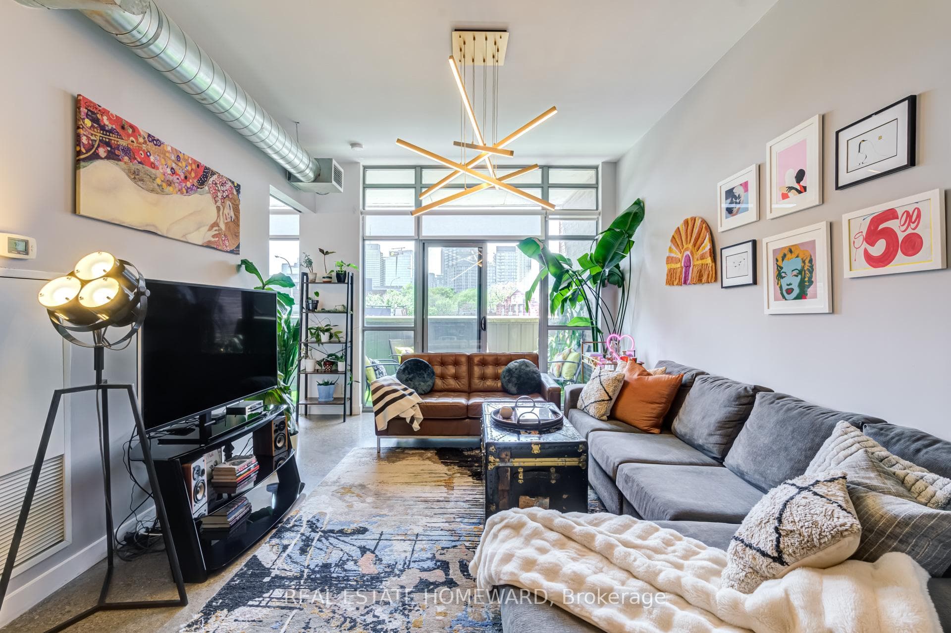 549 King Street E 310 — Condo Apartment in Moss Park, Toronto