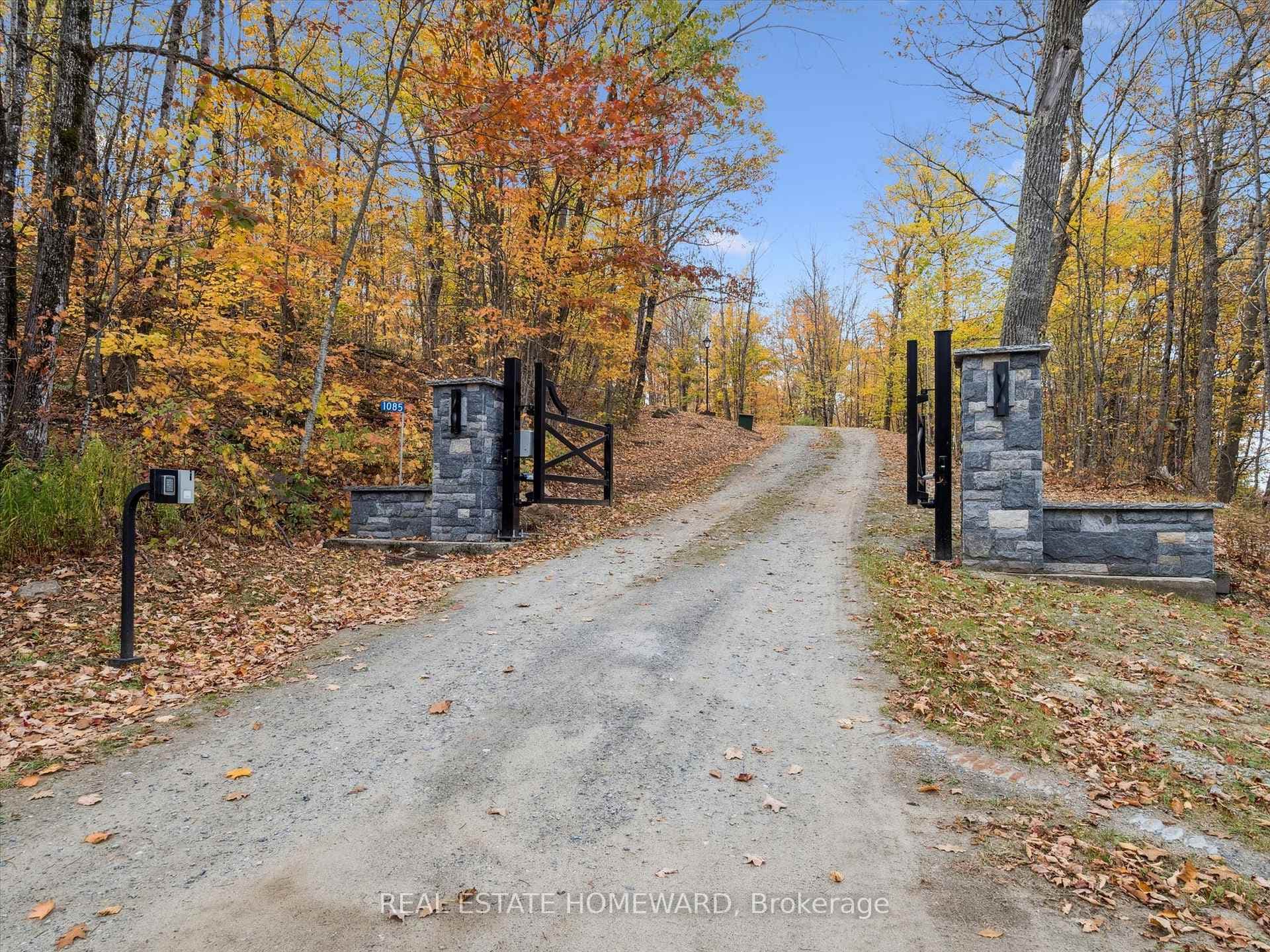 1085 Austin Lane — Detached for sale in Mclean, Lake of Bays