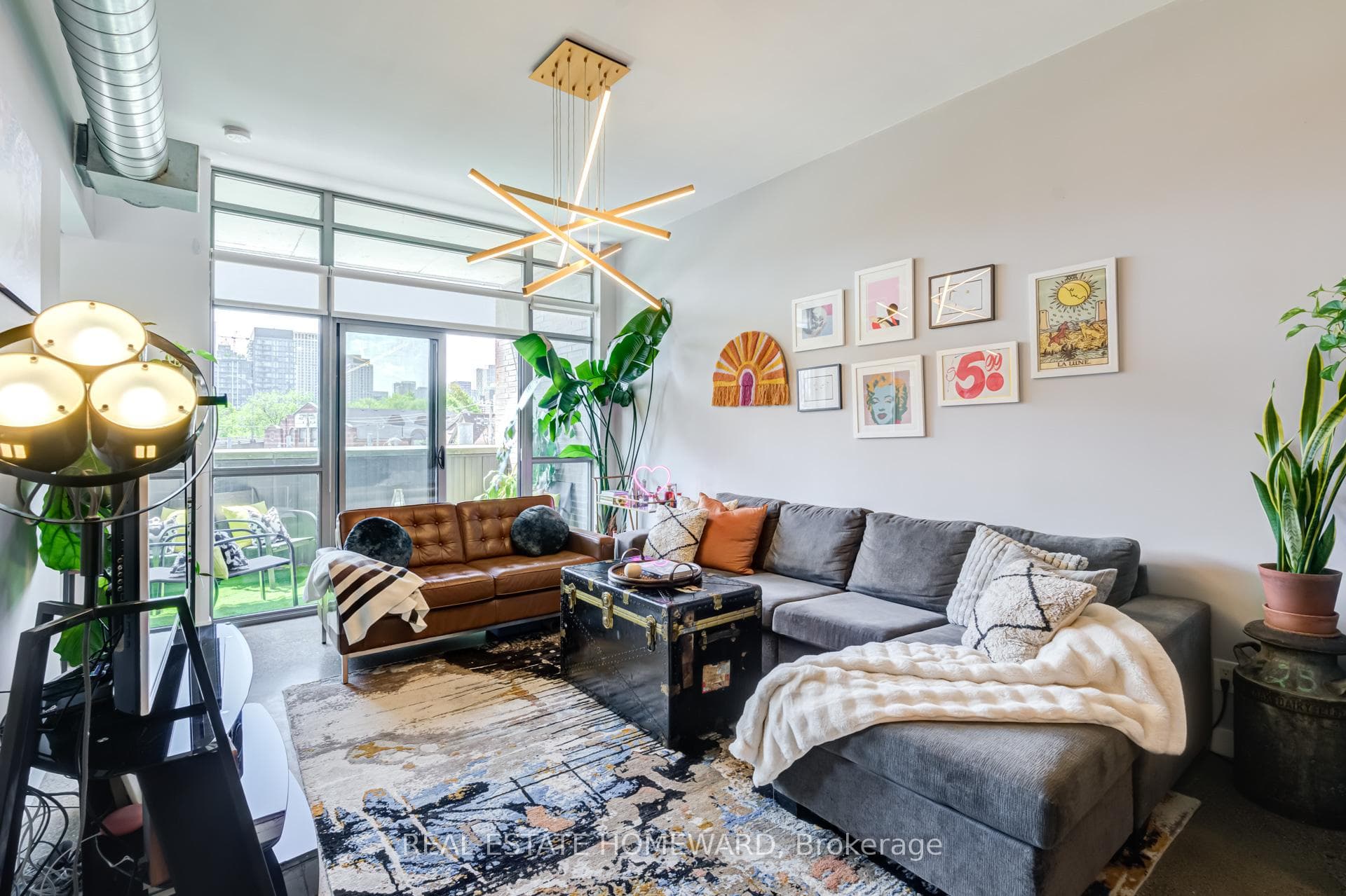 549 King Street E 310 — Condo Apartment in Moss Park, Toronto