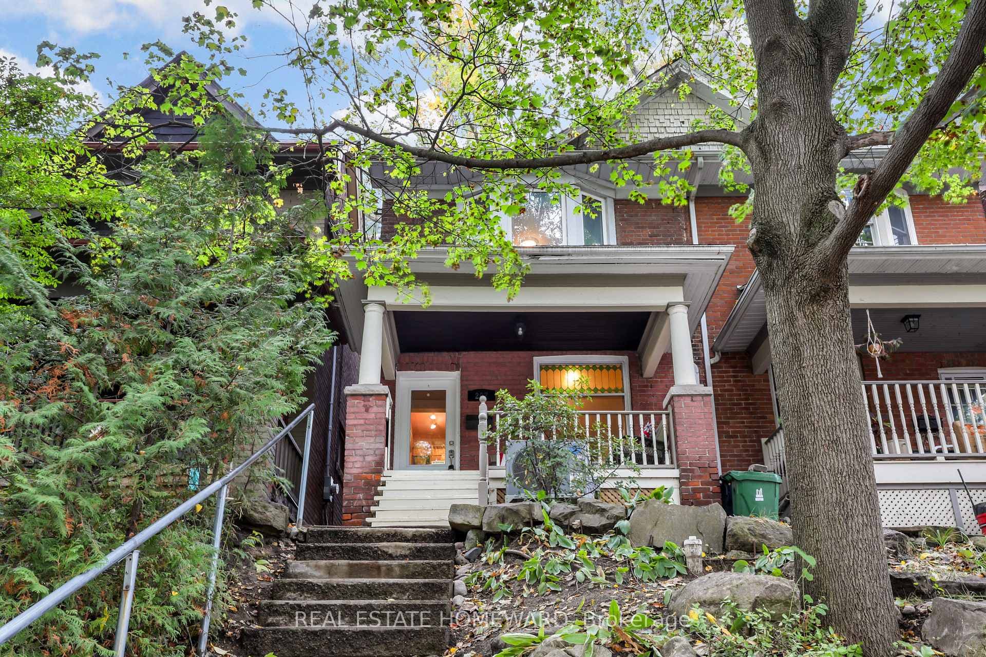 207 Waverley Road — Semi-Detached in The Beaches, Toronto
